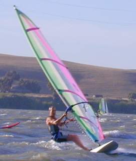 windsurfing/sailboarding